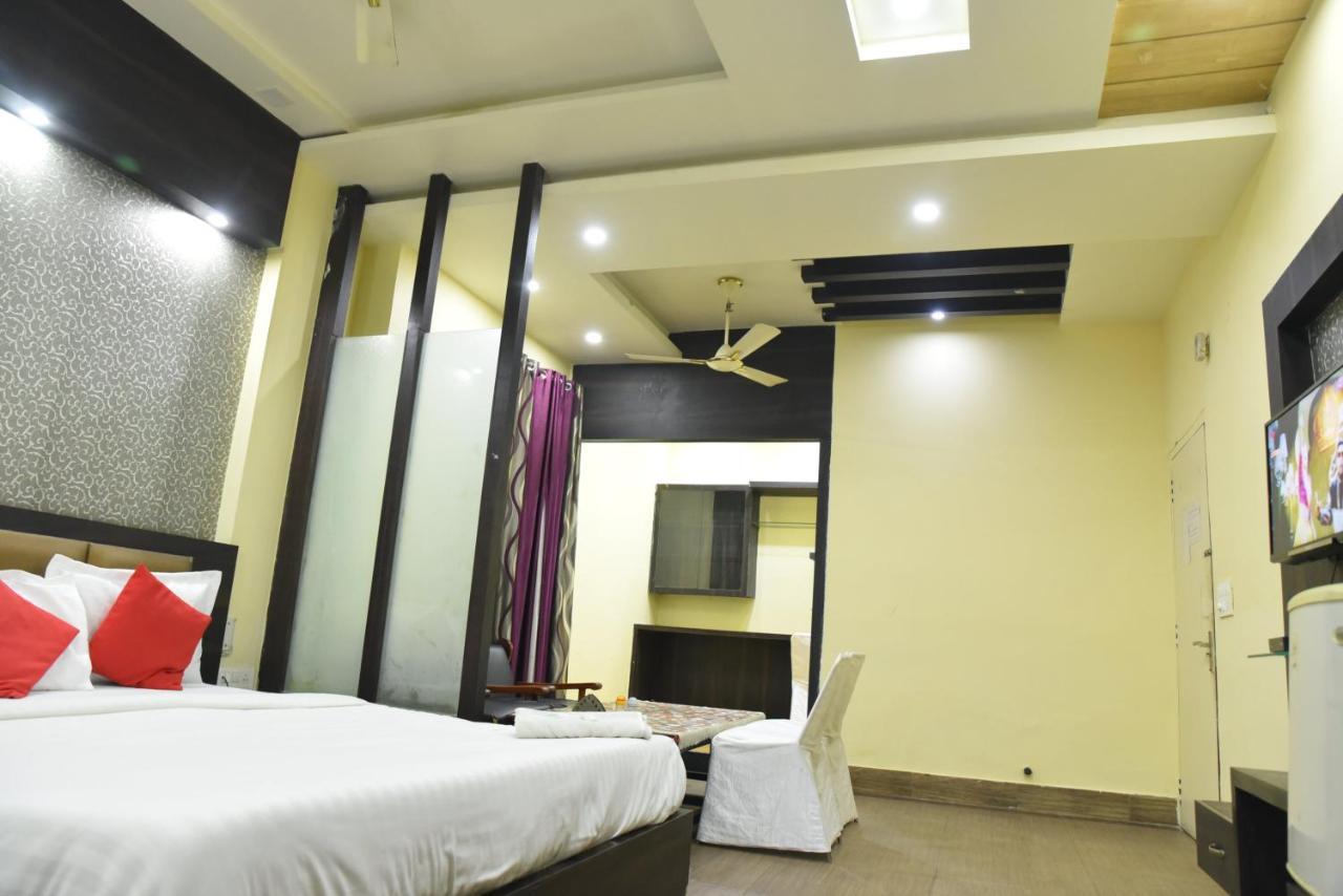 Hotel C-9 Jaipur Extérieur photo