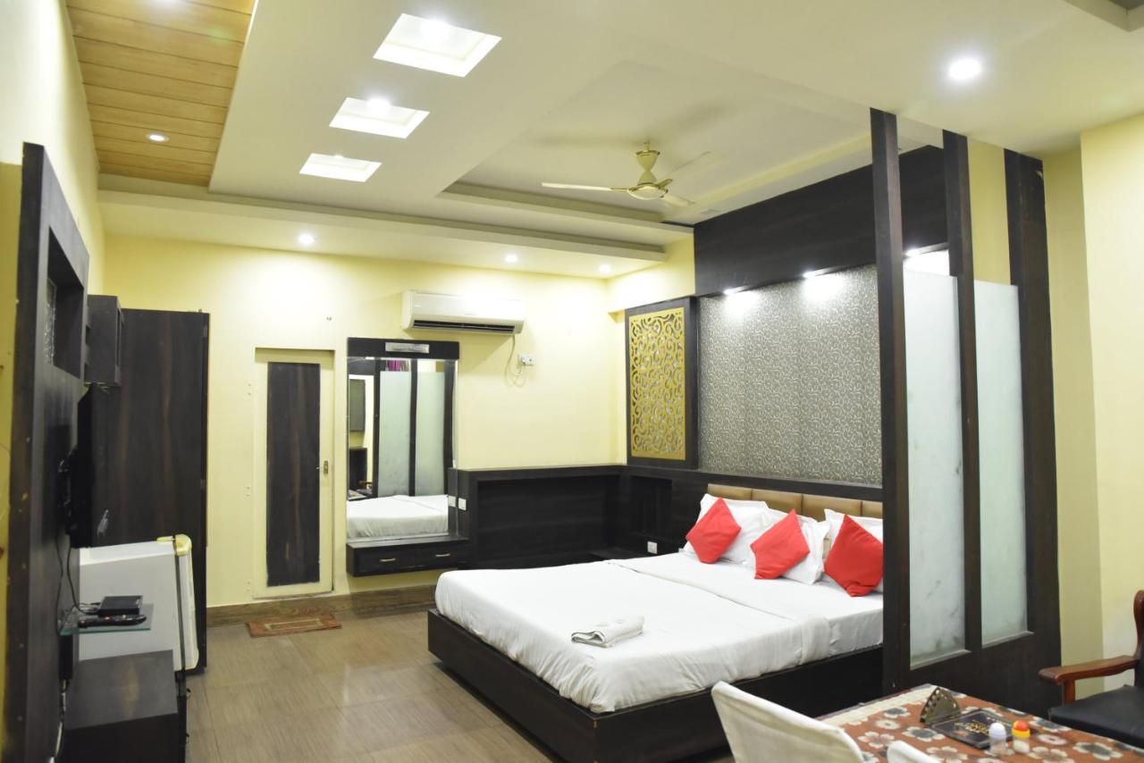 Hotel C-9 Jaipur Extérieur photo