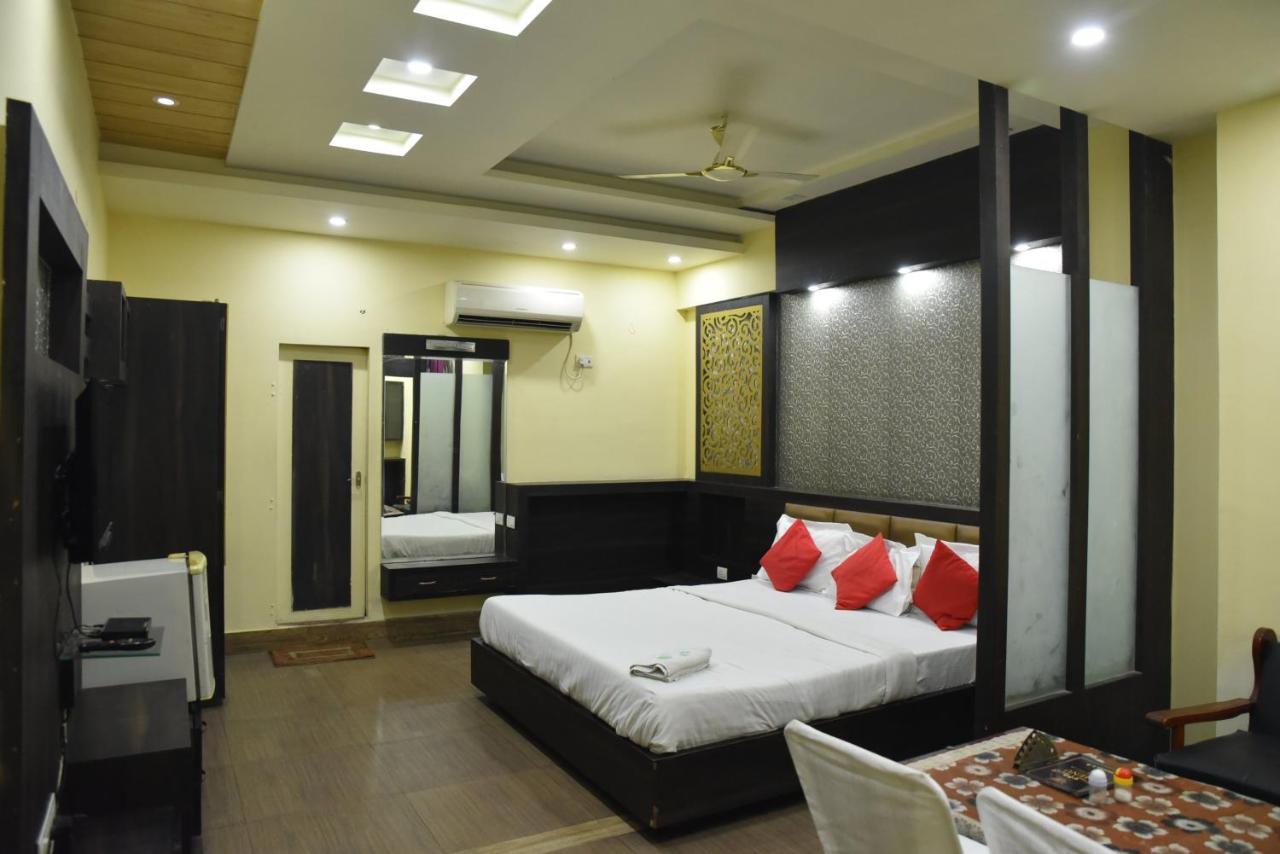 Hotel C-9 Jaipur Extérieur photo