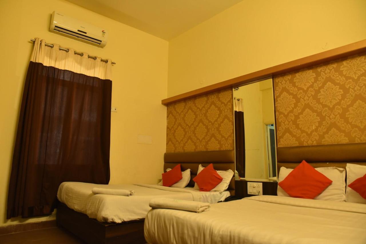 Hotel C-9 Jaipur Extérieur photo
