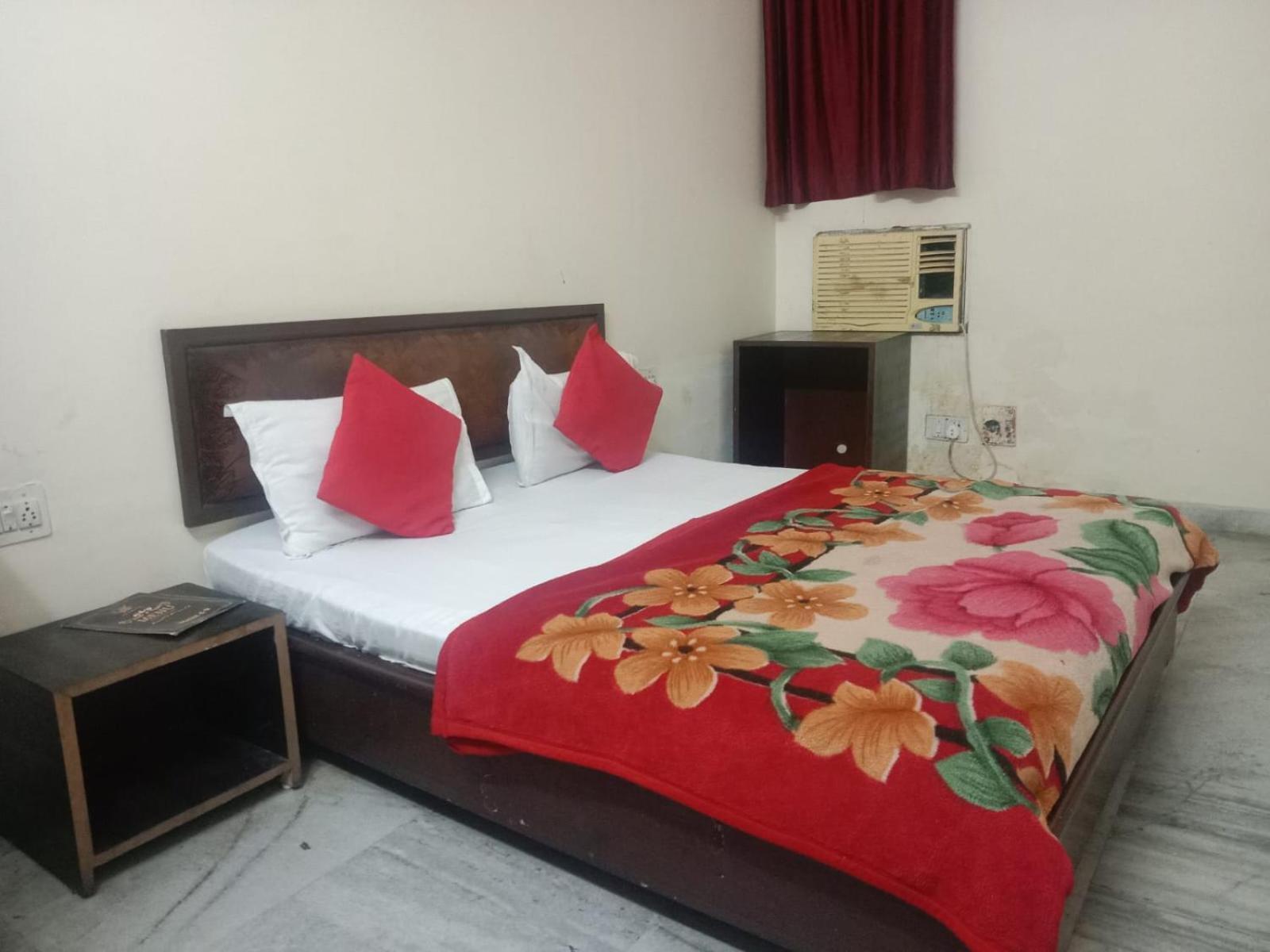 Hotel C-9 Jaipur Extérieur photo