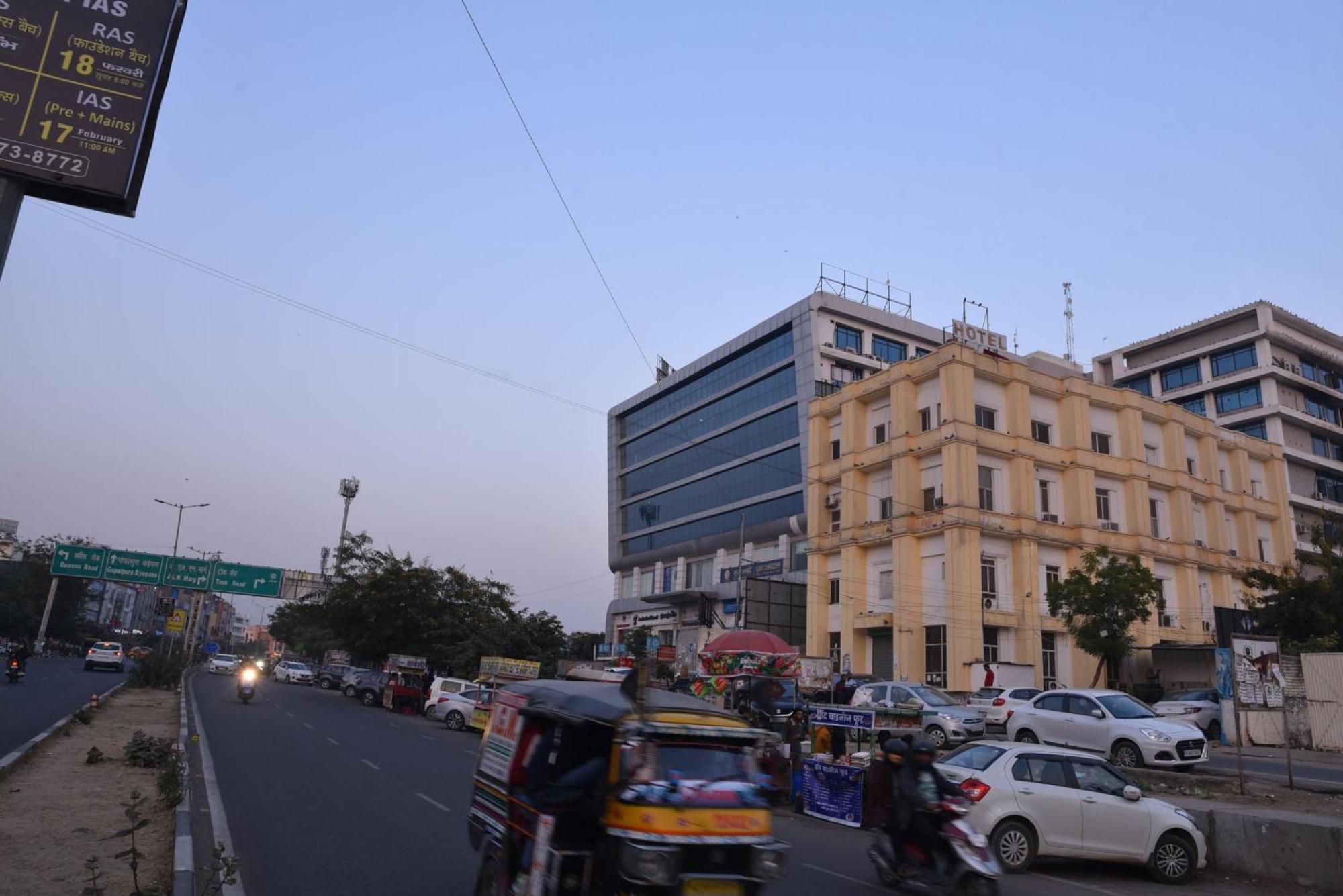 Hotel C-9 Jaipur Extérieur photo