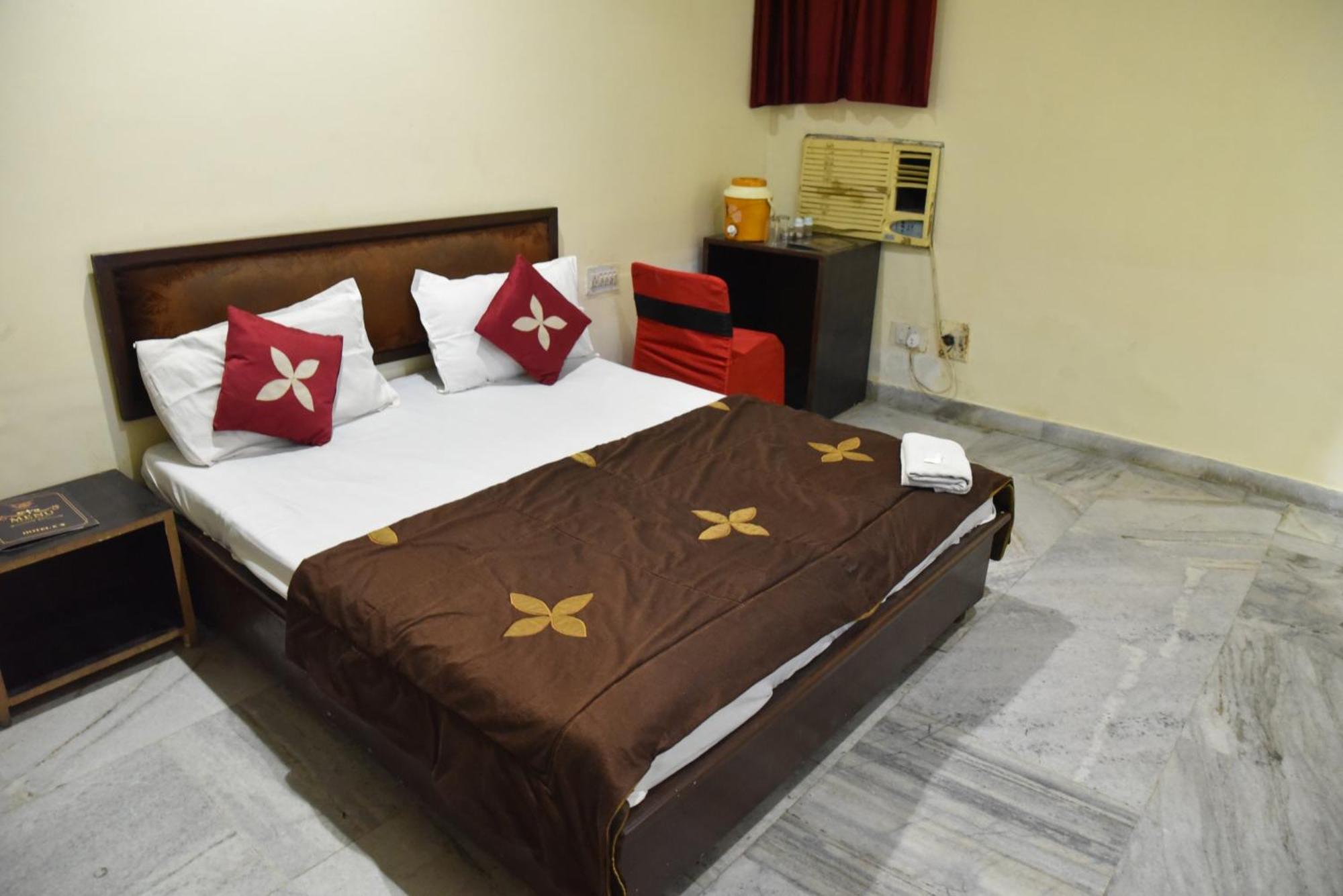 Hotel C-9 Jaipur Extérieur photo