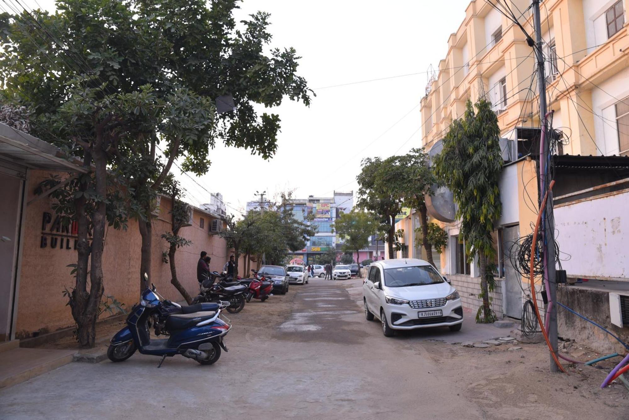 Hotel C-9 Jaipur Extérieur photo