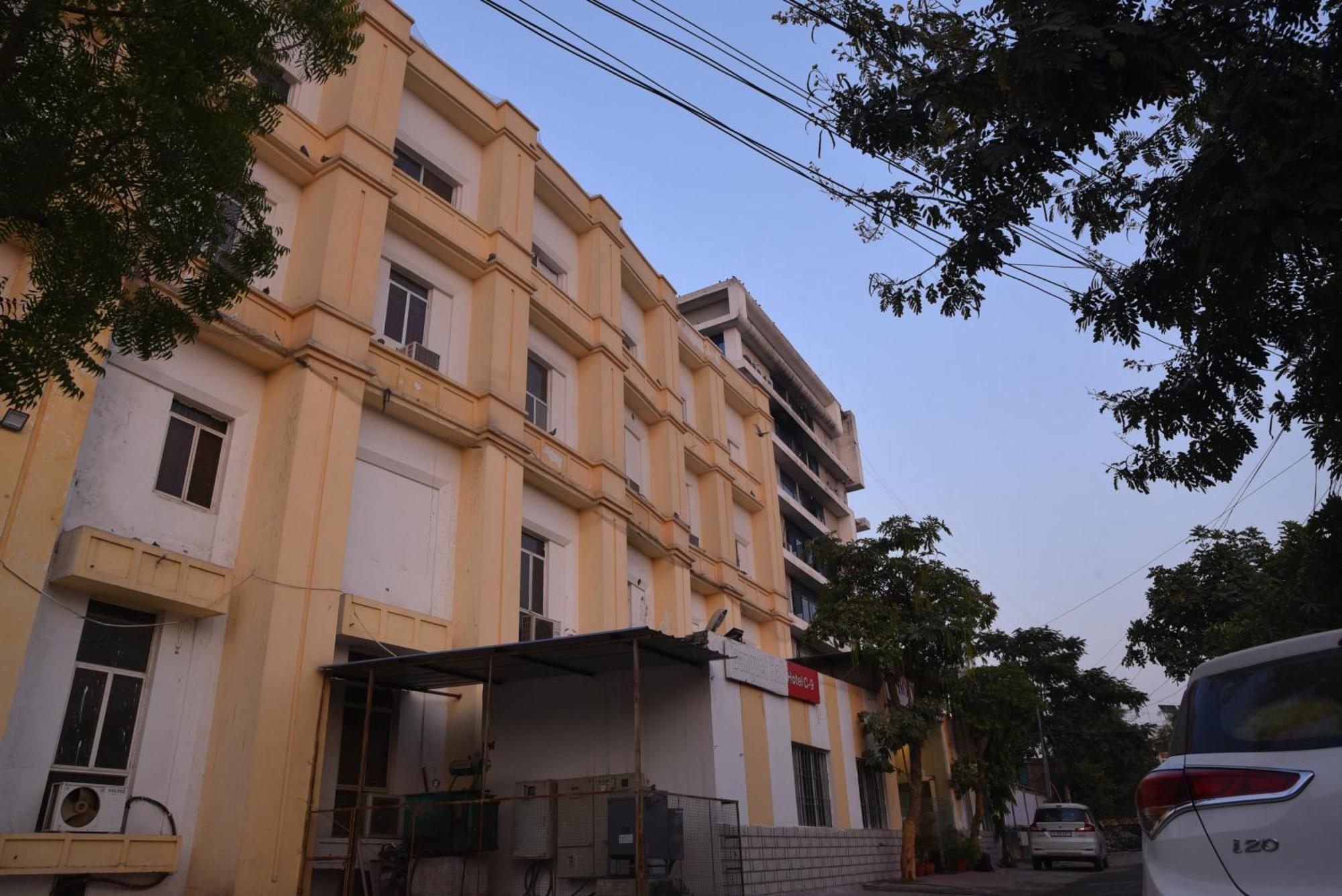 Hotel C-9 Jaipur Extérieur photo