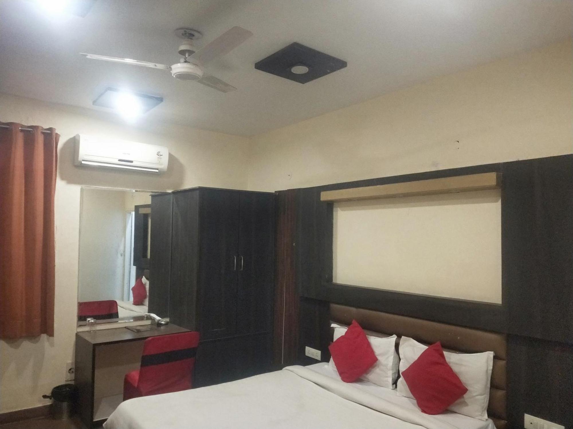 Hotel C-9 Jaipur Extérieur photo
